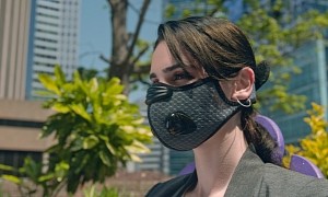 This 24K Gold and Silver Facemask Purifies Inhaled Air to 99.8%