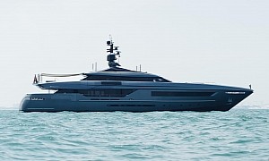 This 26-Knot Italian Beast Is a Fine Example of Masculine Minimalism