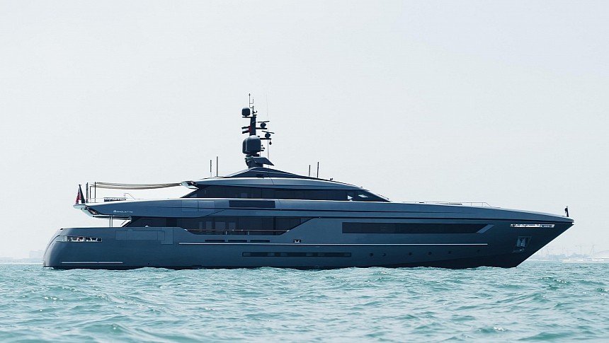 The 46-meter Lucky Me mixes speed with a masculine interior style