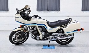 This 2,700-Mile 1982 Honda CBX1000 Super Sport Looks Absolutely Delicious