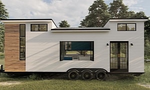 This 30-Foot Tiny Can Fit the Entire Family Without Feeling Cramped