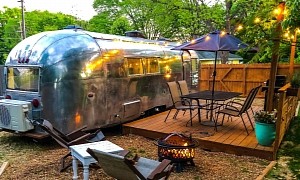 This ‘60 Airstream Ambassador Land Yacht Lives On as Tin Willy, a Home With Its Own Sauna