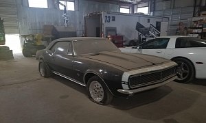 This Abandoned 1967 Camaro Rally Sport 327 Is the Barn Find That Never Happens