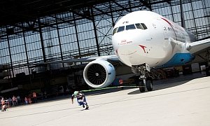 This Austrian Is so Strong He Can Pull a 142-ton Boeing 777