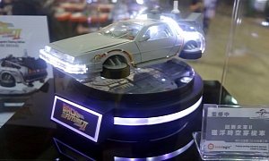 This Awesome 1/20 Scale DeLorean Time Machine That Levitates Is Really Hard to Get
