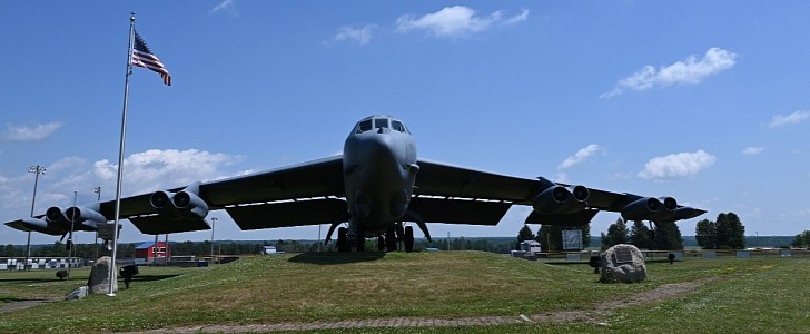 Mohawk Valley B-52