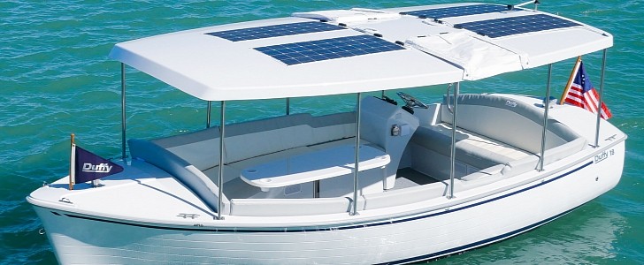 Ultra-Yacht introduces the new Duffy Bayshore, an all-electric boat with solar-assited charging