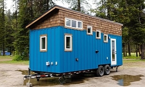 This Cheerful Canadian Tiny House Combines Small Footprint With Maximum Mobility