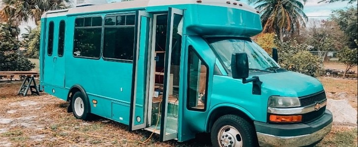 This Chevy G4500 shuttle bus became a tiny beach house on wheels