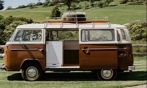 This Classic Volkswagen Kombi Was Turned Into an Adorable Little Camper