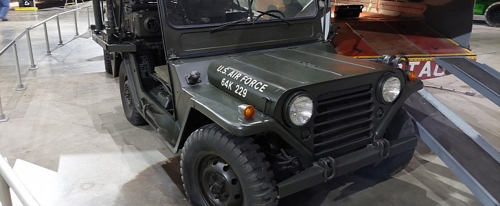 This Cold War Jeep Packed Mean Horsepower in Its Comms Array, but Not Under the Hood