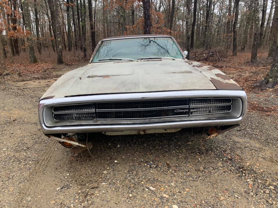 This Complete 1970 Dodge Charger Needs Only a Few Repairs and a Little Love  - autoevolution