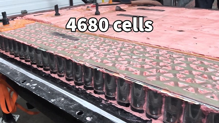 Tesla Model Y structural battery pack using 4680 cells