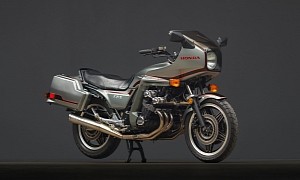 This Crisp 1981 Honda CBX Hosts Upgraded Suspension and High-End Aftermarket Pipes