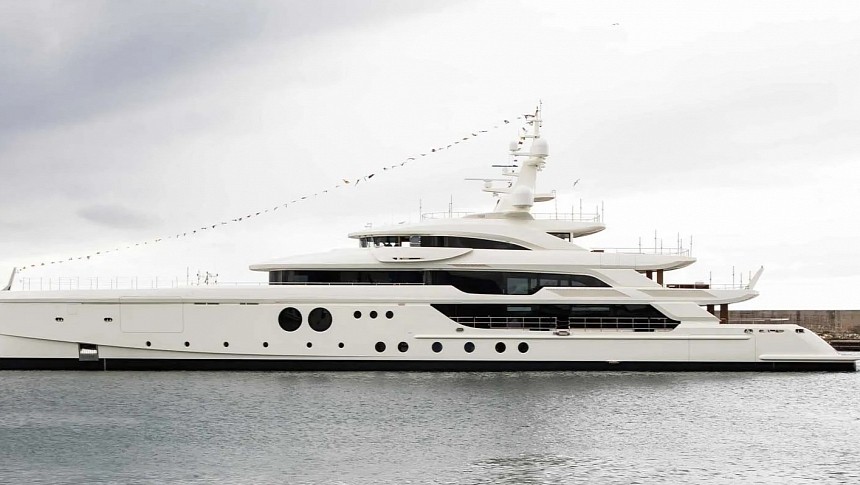 Benetti FB285NK custom yacht