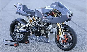 This Custom Ducati Race Bike Pairs Titanium Framework With Supersport 1000 DS Power