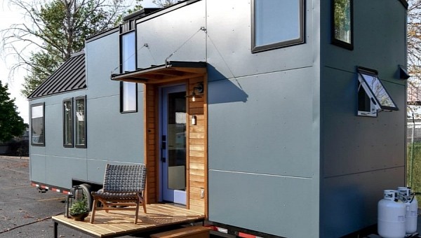 2022 TruForm Tiny Urban-Style Kootenay tiny home
