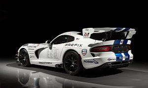 This Dodge Viper GTS-R Nurburgring Commemorative Edition Has 7 Delivery Miles