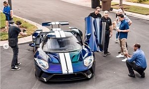 This Ford GT Has $100,000 Mystichrome Paint, Looks Like a Chameleon