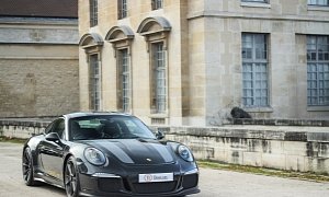 This French Porsche 911 R Has An Amazing Color Spec