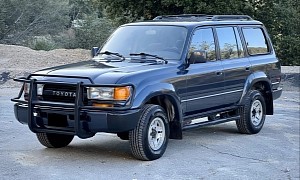 This High-Mileage 1992 Toyota Land Cruiser FJ80 Is Ready To Take On Even More Adventures