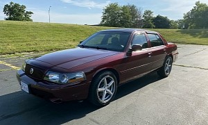 This High-Spec 2004 Mercury Marauder Is a Ford Crown Vic on Steroids