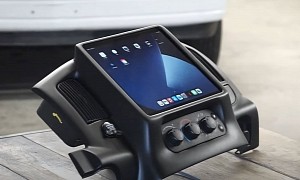 This Huge iPad Installed in a 2005 Dodge Ram Makes CarPlay Look So Yesterday