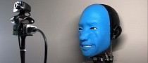 This Humanoid Robot Head Has Facial Expressions, Its Grin Makes You Cringe