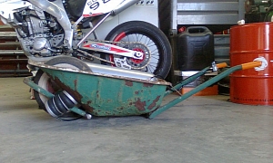 This Is a Rat Rod Wheelbarrow with Air Suspension [LOL]