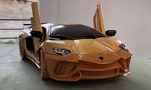 This Is How a Missing Letter Turns the Lamborghini Aventador Into a Wooden Toy