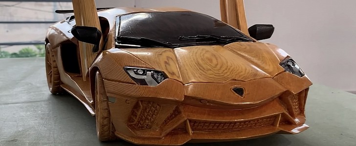 Wooden Lamborghini Aventador S 2021
