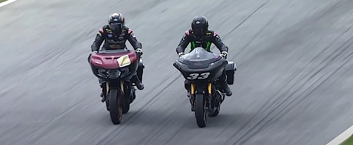 Indian and Harley motorcycles racing at Road Atlanta