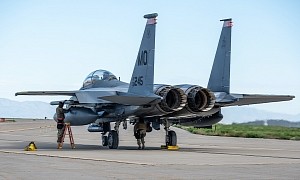 This Is How You Caress an F-15 Strike Eagle Before It Goes Out and Wreaks Havoc