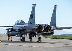 This Is How You Caress an F-15 Strike Eagle Before It Goes Out and Wreaks Havoc