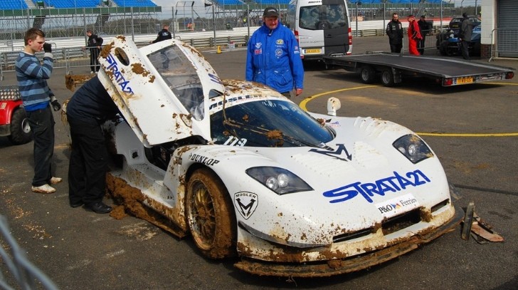 Supercar mud bath