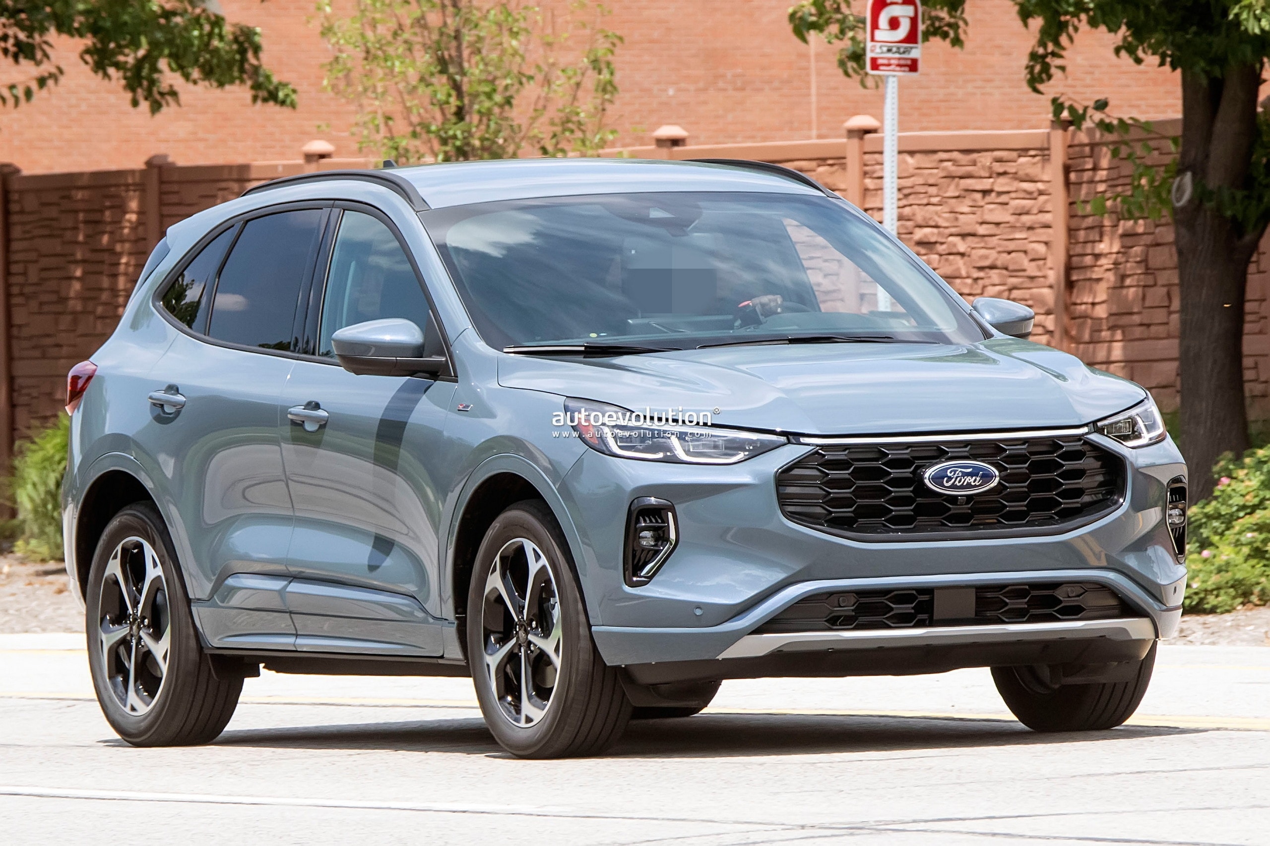 This Is the 2023 Ford Escape Facelift Before You're Supposed to See It,  Isn't It Prettier? - autoevolution