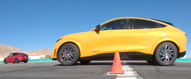 Ford Mustang Mach-E GT Performance Loses Drag Race Due to 5-Second Power Limit