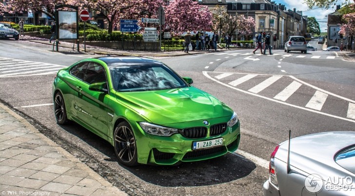 Java Green BMW M4