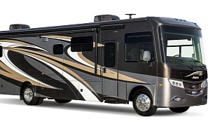 This Jayco RV Is a Mini-Mansion on Wheels, Sleeps Up to Seven People