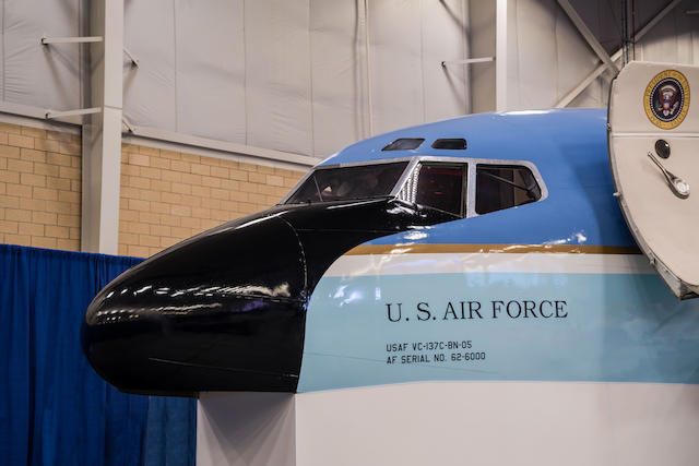 replica of air force one