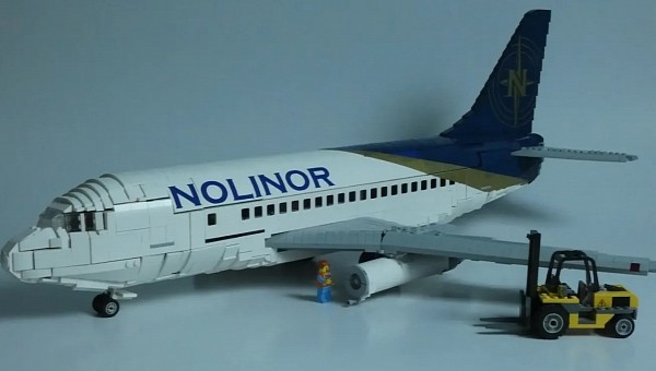 Fan-made LEGO Ideas Nolinor Boeing 737-200