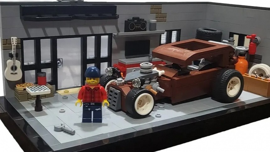 This LEGO Rat Rod Garage Is Small but Packed With Details - autoevolution
