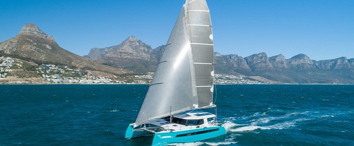 The Balance 442 is a smaller, but powerful catamaran that can be piloted single-handed