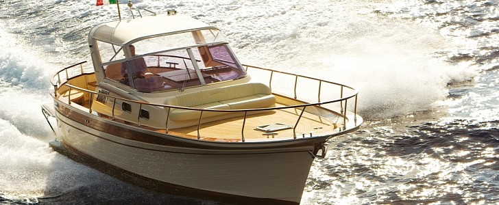 The Sorrento 32 is one of the new luxury yachts derived from the classic fishing boat built by Fratelli Aprea