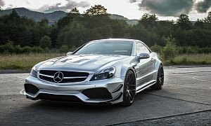 This Mercedes-Benz SL R230 Wide Body Kit Comes from Poland