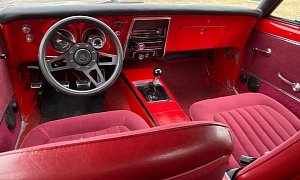 This “Mostly Parked” 1967 Chevrolet Camaro RS Has the Typical American Interior
