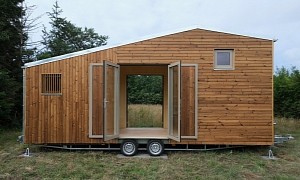 This Off-Grid Tiny House on Wheels Opens Up to the Outside World