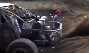 This Off-Road Spectator Is Living Proof Darwin's Theory Is Crap
