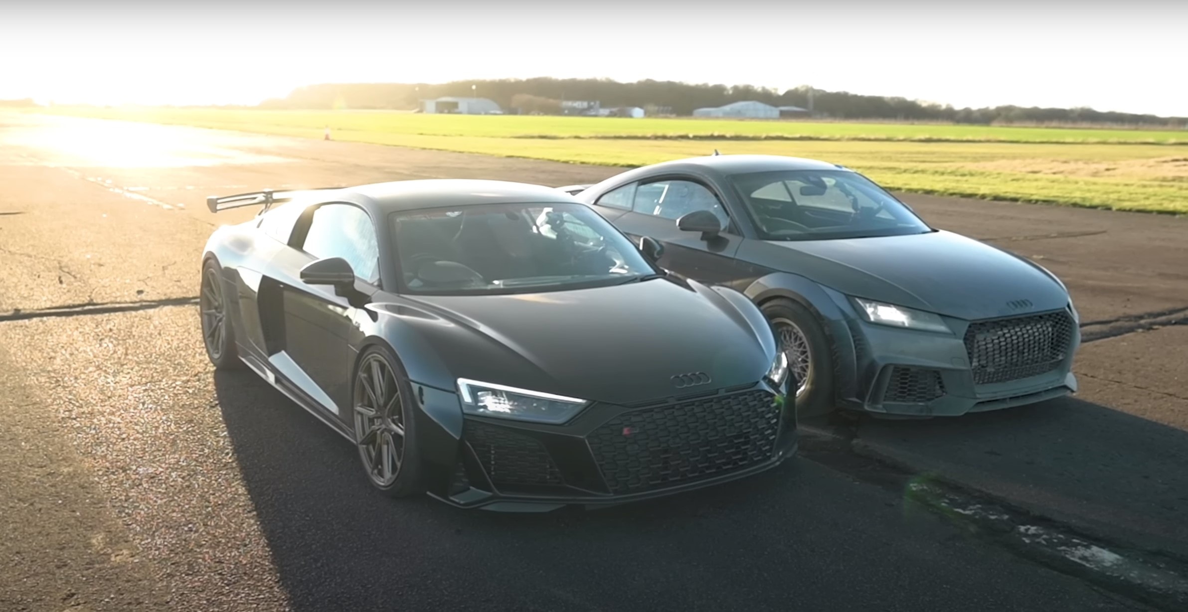 This Photo Finish 2,000HP Race Sees the Audi Take On Its TT RS Baby Brother - autoevolution