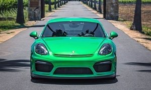 This Porsche Cayman GT4 Has an Amazing Green Wrap